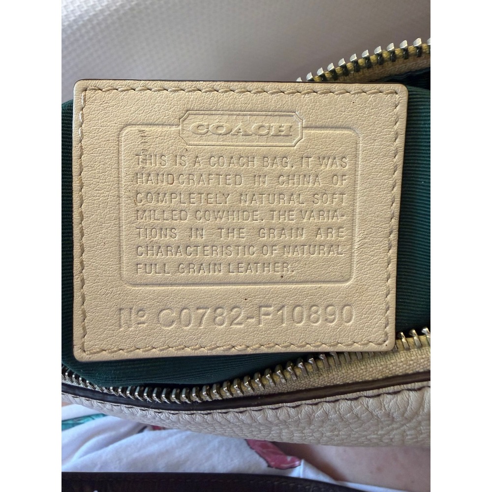 Coach Chelsea Hobo shoulder bag in off white pebbled leather- silver toned - Picture 2 of 4